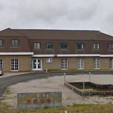 Hotel Asian Empire Kuurne Exterior foto